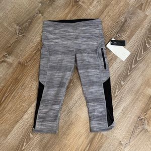 Lululemon sun runner crop